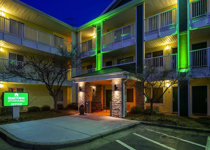 Suburban Salem-university Parkway 4*