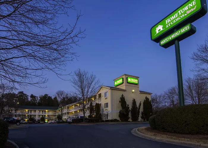 Suburban Salem-university Parkway