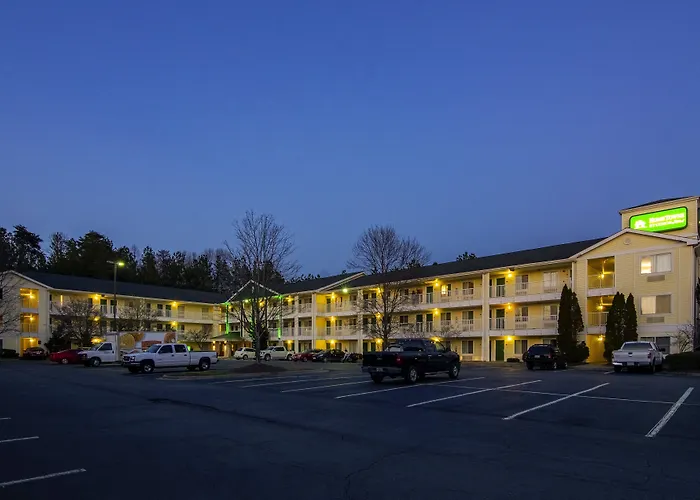 Suburban Salem-university Parkway Hotel